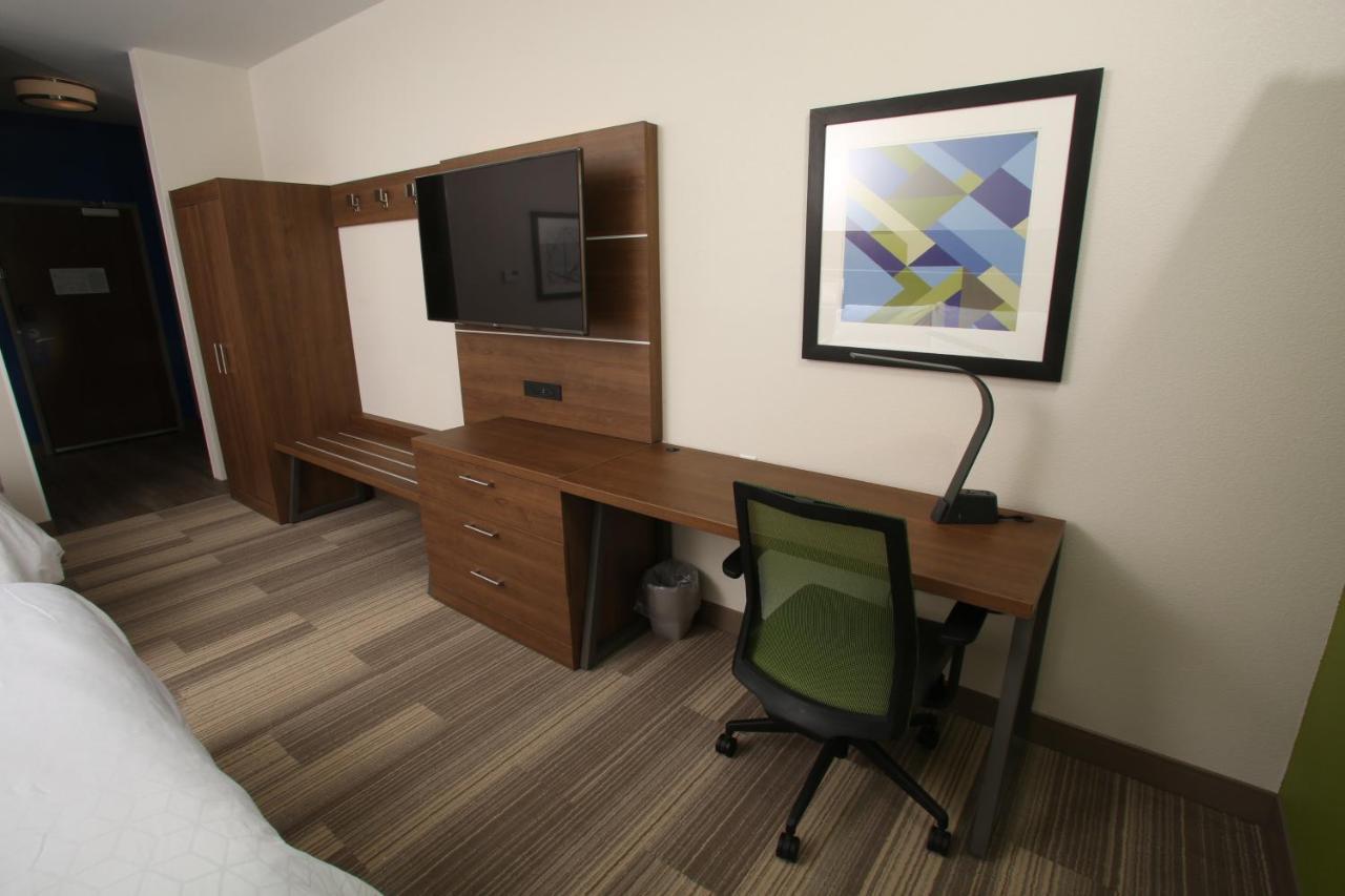 Holiday Inn Express - Mccook By Ihg Экстерьер фото